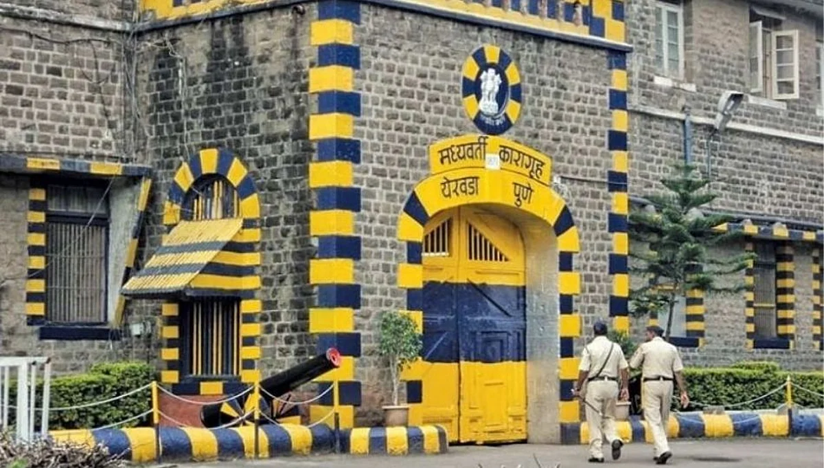 कैद्यांचा जामिन मिळूनही जेलबाहेर जाण्यास नकार (पहा व्हिडिओ)