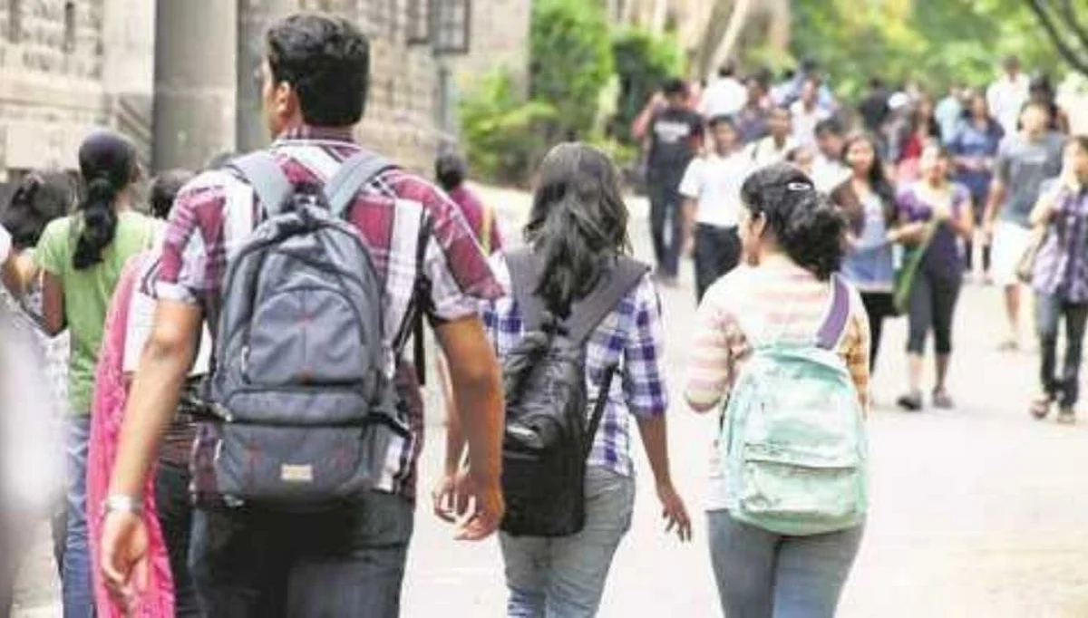 अहमदनगर 8 वी ते 12 वी: 2045 शाळांपैकी 183 शाळा सुरू