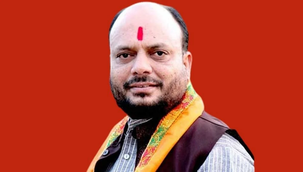 आपल्यातीलच आगपेट्या घेवून जाळ करण्याच्या प्रयत्नात : मंत्री गुलाबराव पाटील