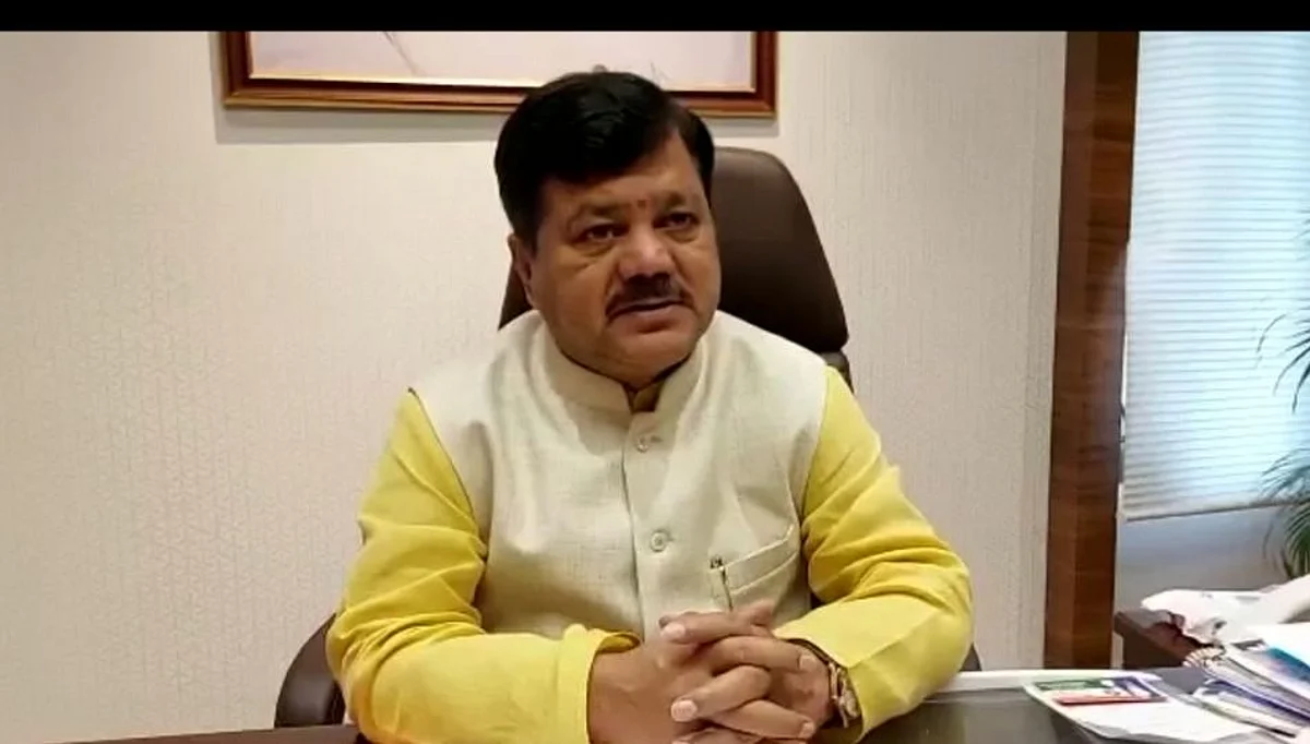 शिवसेना नेत्यांना न्याय देऊ शकले नाहीत ते जनतेला काय न्याय देणार - प्रवीण दरेकर