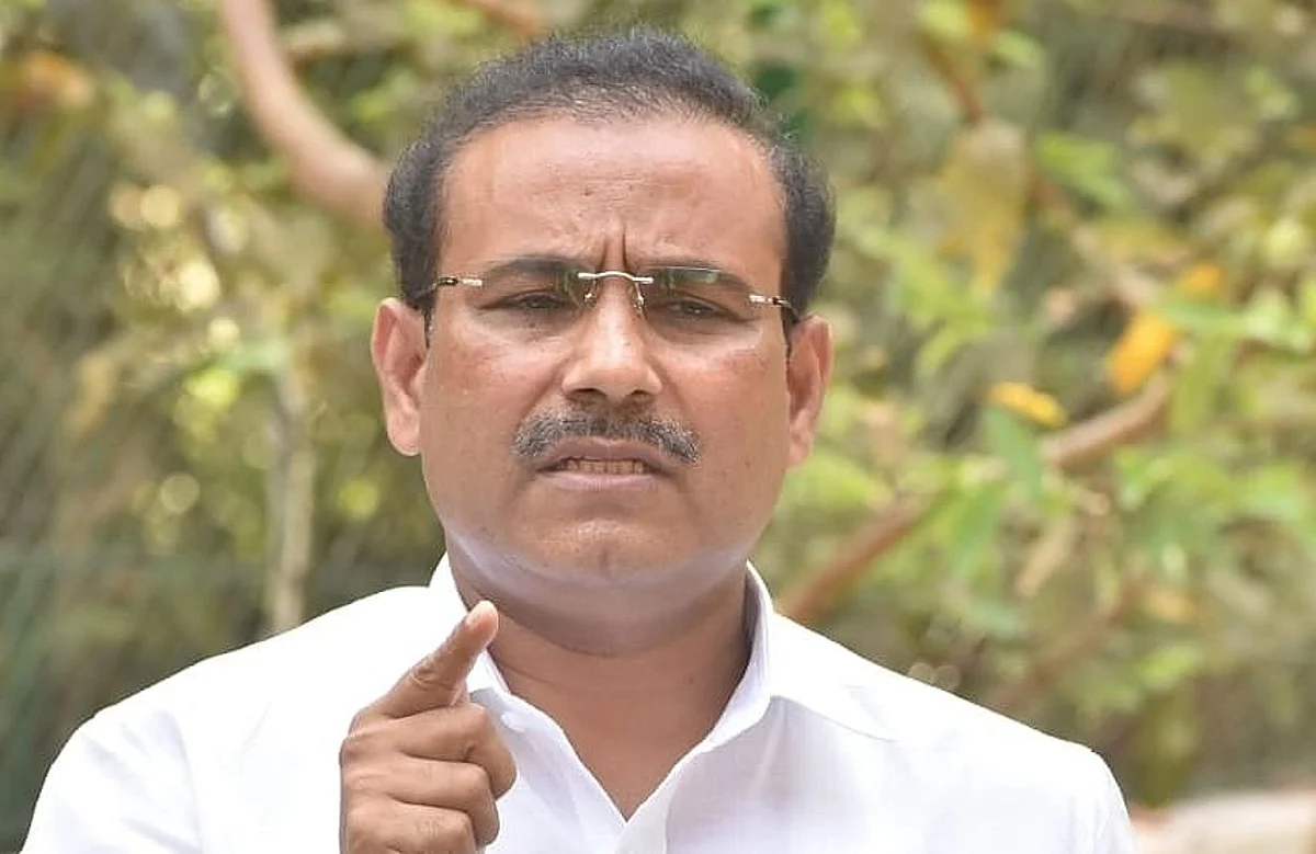 गर्दी होत असेल तर बार आणि दारुची दुकाने बंद करावी लागणार- राजेश टोपे