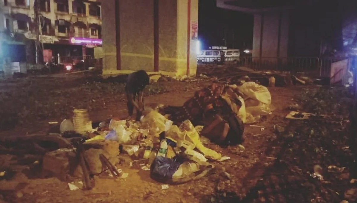 मनोरुग्णाने भुकेसाठी चक्क भाजला असता कुत्रा; उपनगराध्यक्षांमुळे टळला अनर्थ