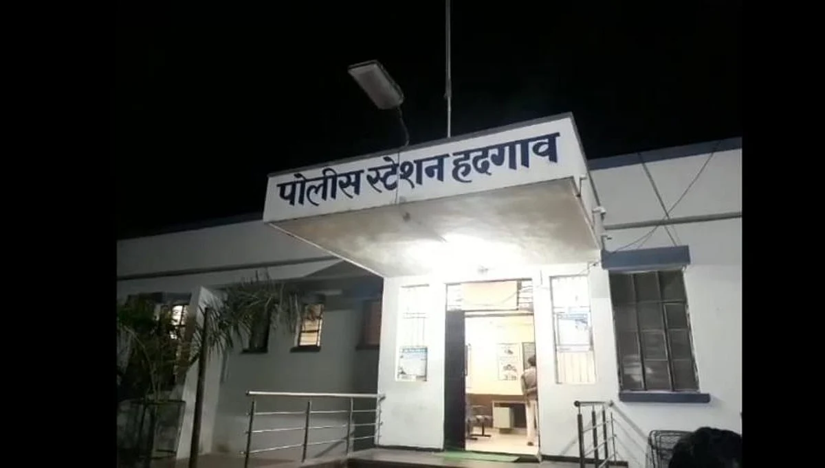 माणूसकीला काळीमा! पोटच्या मुलीची बापाकडून एकदा नाही, तर तब्बल तीनदा विक्री