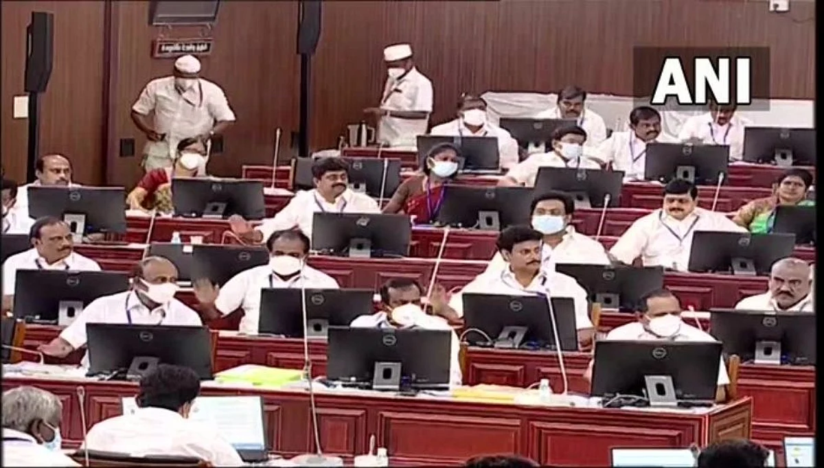Breaking: तामिळनाडू सरकारचा मोठा निर्णय; NEET विना मिळणार MBBS/BDSला प्रवेश