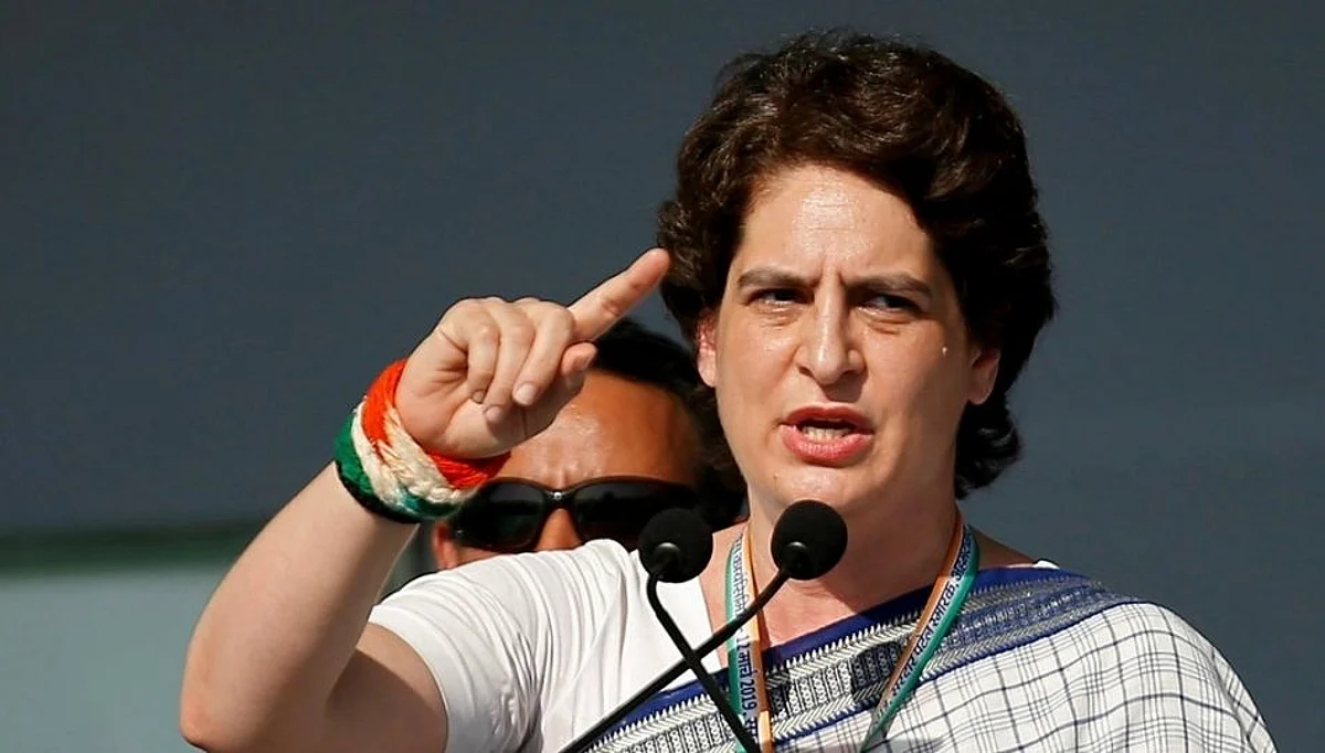 प्रियंका गांधी ''उत्तर प्रदेशची आशा'' बनणार? 'या' नेत्यानं केलं मोठं वक्तव्य...