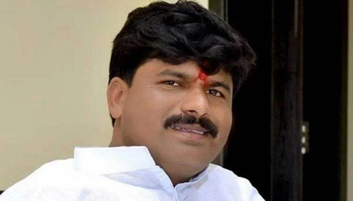 पवार कुटुंबियांवर आणि अनिल देशमुख यांच्यावर पडळकरांची सडकून टीका