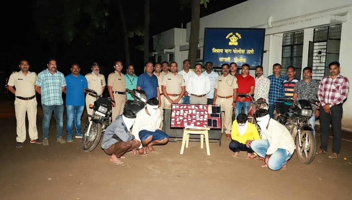 मैत्रिणीच्या सांगण्यावरून मित्रांनी घातला दरोडा; महिला डॉक्टरला लुटणाऱ्या ५ जणांना अटक