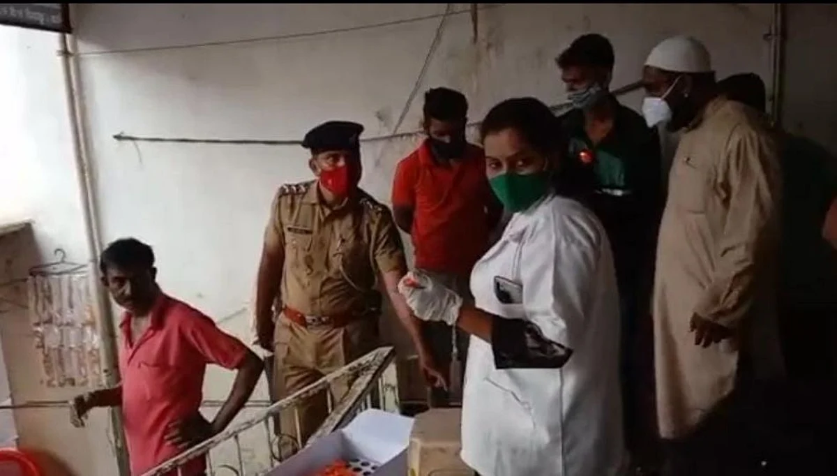 साताऱ्यातील बाजारपेठेत काेविड १९ RT-PCR तपासणी मोहीम सुरु
