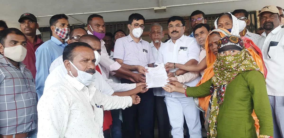 औद्योगिक क्षेत्र जमीन अधिग्रहणास शेतकऱ्यांचा विरोध