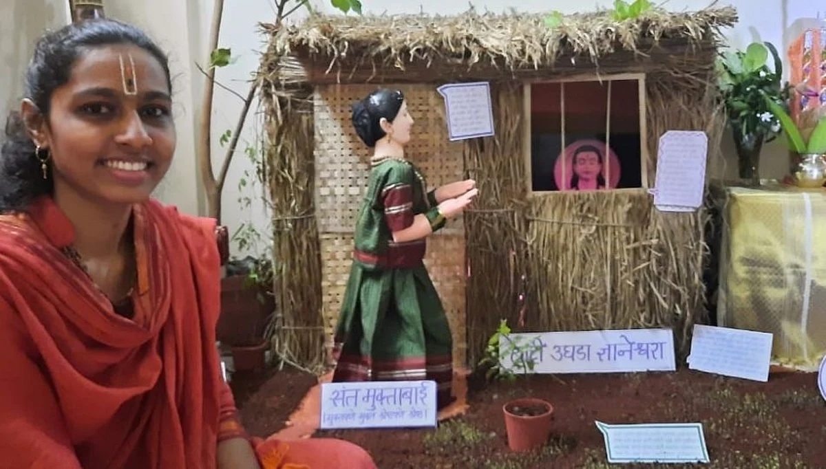 गणेशोत्सवासाठी ''ताटी उघडा ज्ञानेश्वरा'' हा सुंदर देखावा नक्की पहा