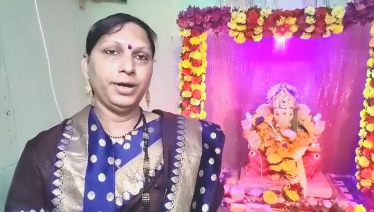 उल्हासनगर मध्ये मुस्लिम तृतीयपंथीयाने केली गणपती बाप्पाची प्रतिष्ठापना