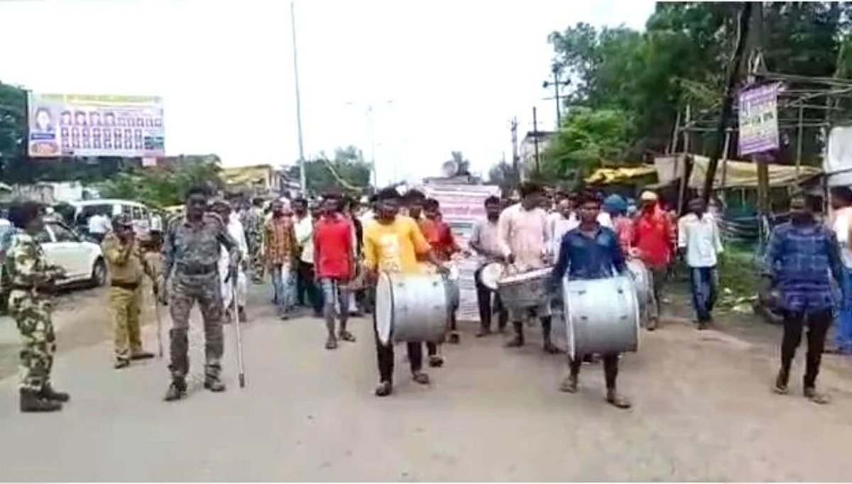 वाघाला मारण्याच्या मागणीसाठी गडचिरोलीत नागरिकांचे ढोल बजाओ आंदोलन!