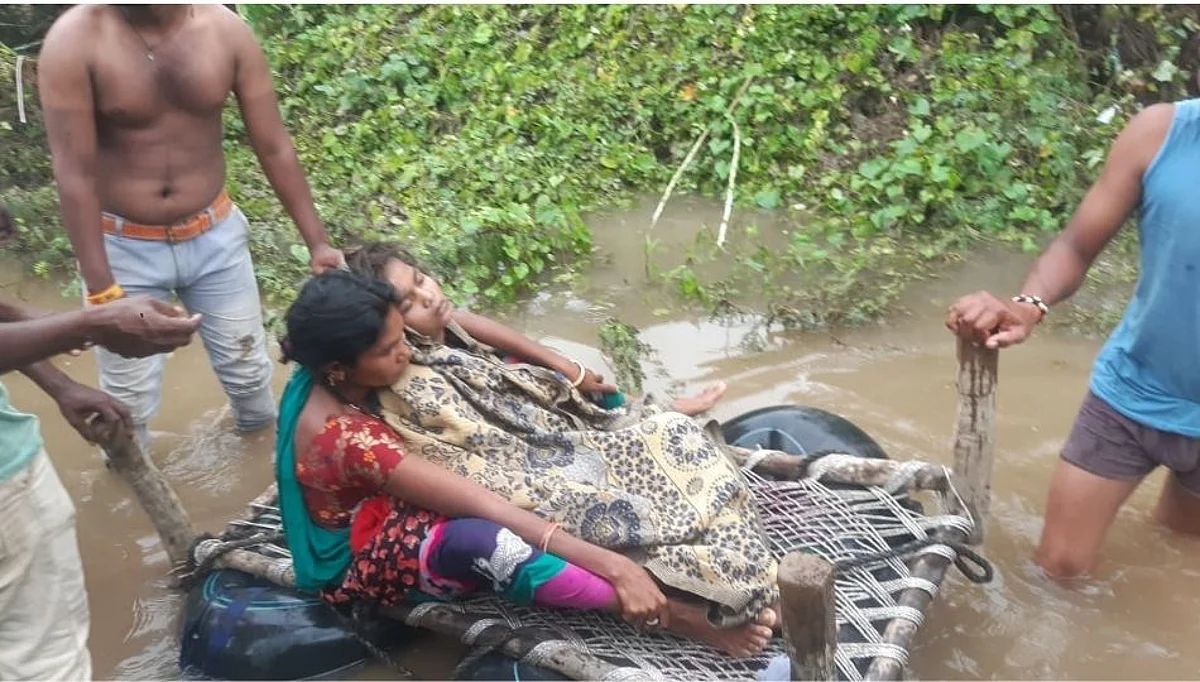 पुराने गावाचा संपर्क तुटला; अन् इकडे आरूषीचा आयुष्याशी कायमचा!