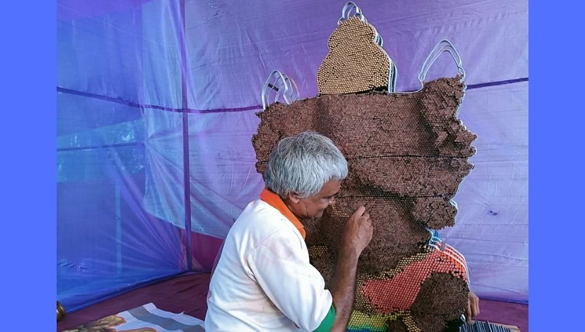मातीपासून नव्हे; चक्क पेन्सिल पासून साकारली गणपती बाप्पाची मुर्ती!