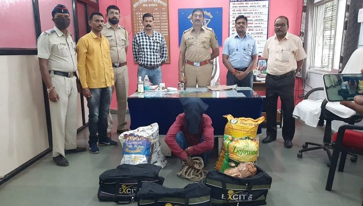 बस स्टॉपवर उभ्या असलेल्या इसमाकडून 3 लाख रुपयांचा गांजा जप्त