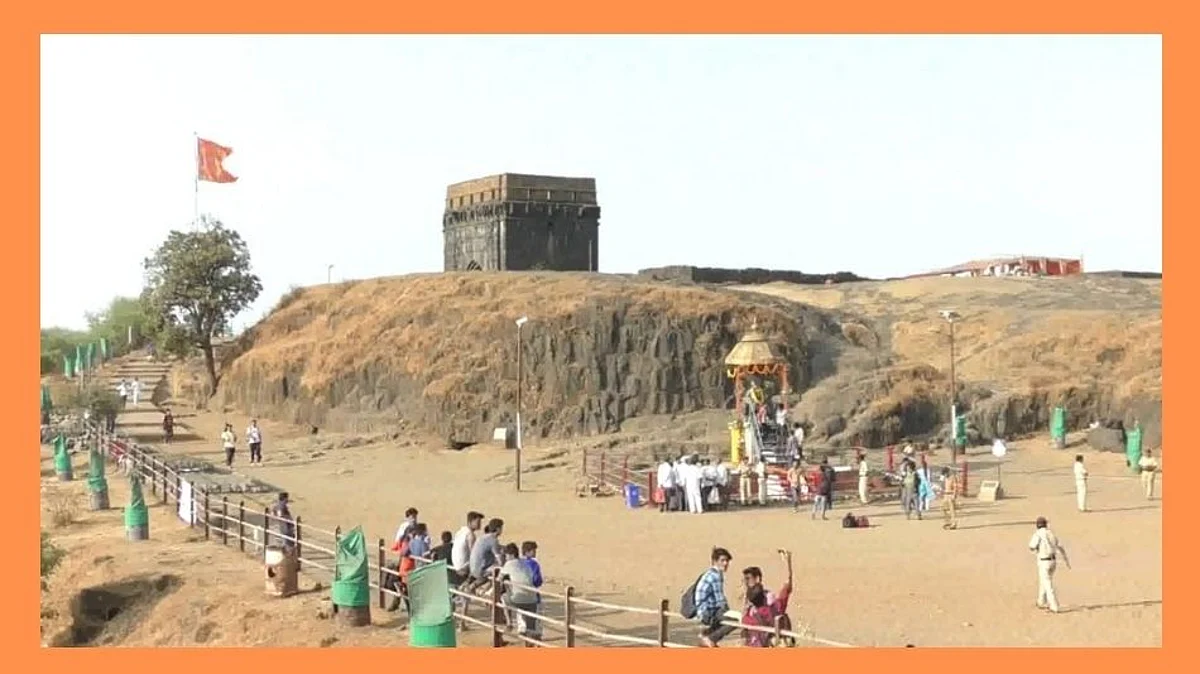 समुद्र पर्यटनासह गड-किल्यावर पर्यटन बहरणार; रायगड जिल्हाधिकाऱ्यांनी दिले आदेश