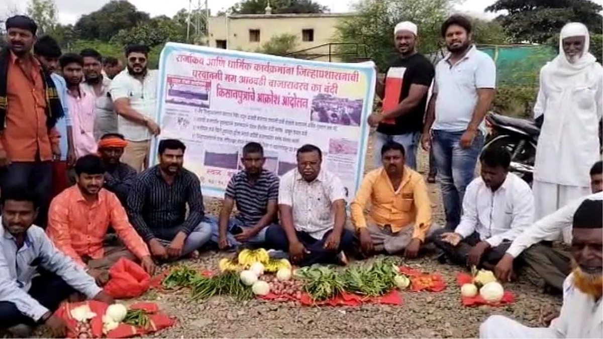 Beed : ग्रामीण अर्थव्यवस्थेचा कणा असणारे आठवडी बाजार सुरू करा!