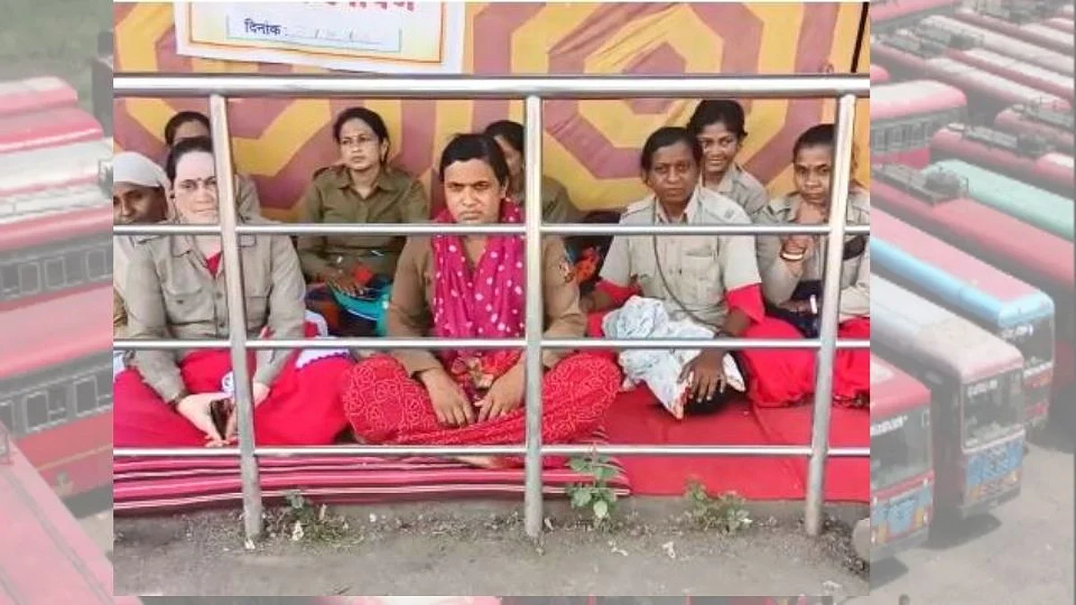 देशात स्त्री शक्तीचा जागर; ST महामंडळाच्या महिला वाहकांना मात्र अन्यायकारक वागणूक
