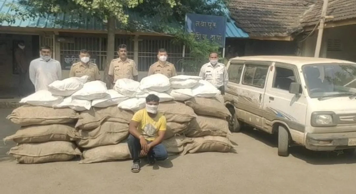 पोलिसांची दिखाव्याची छोटेखानी कारवाई; तंबाखूजन्य पान मसालाची सर्रास वाहतूक