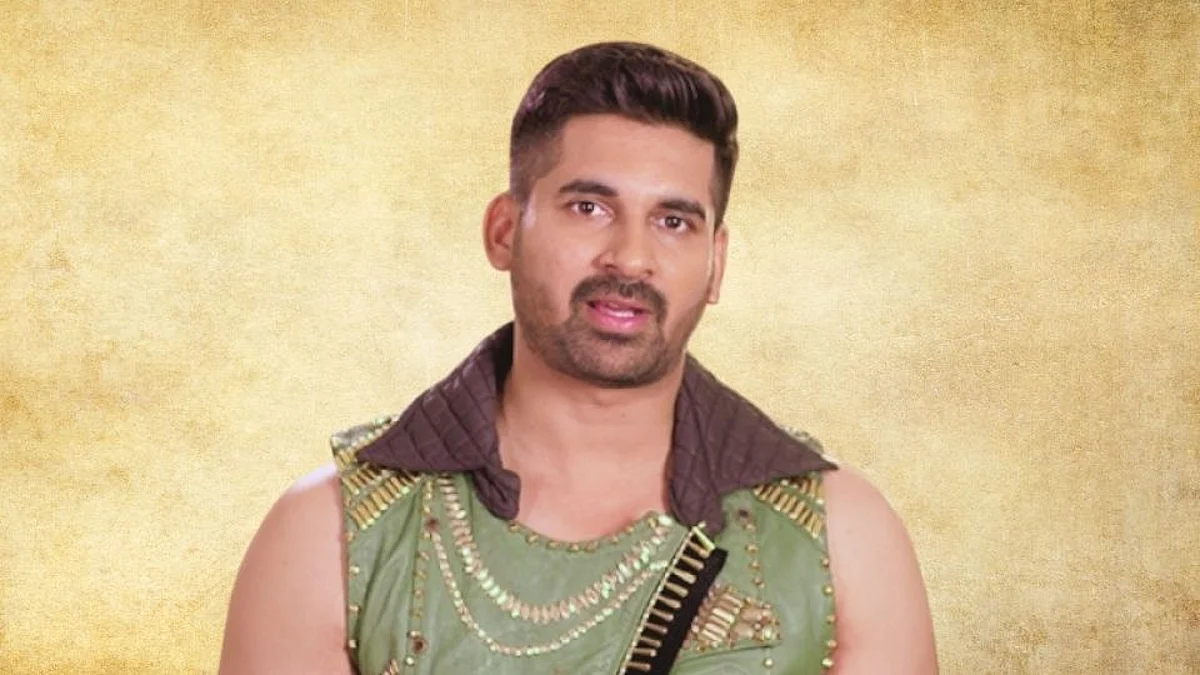 Bigg Bossच्या घरातून का बाहेर पडला अक्षय वाघमारे ?; जाणून घ्या त्याच्याकडूनच...(पहा व्हिडिओ)