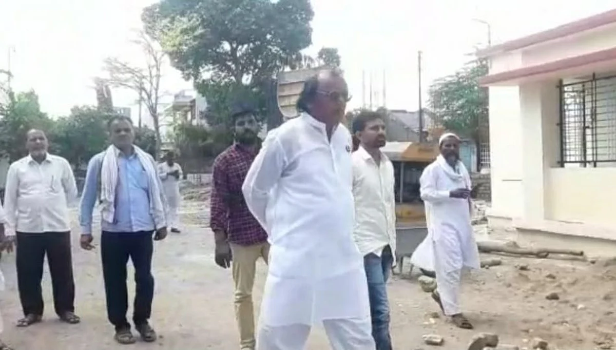 राज्यकर्त्यांनी शेतकऱ्यांना लुटलं; रघुनाथदादा पाटील