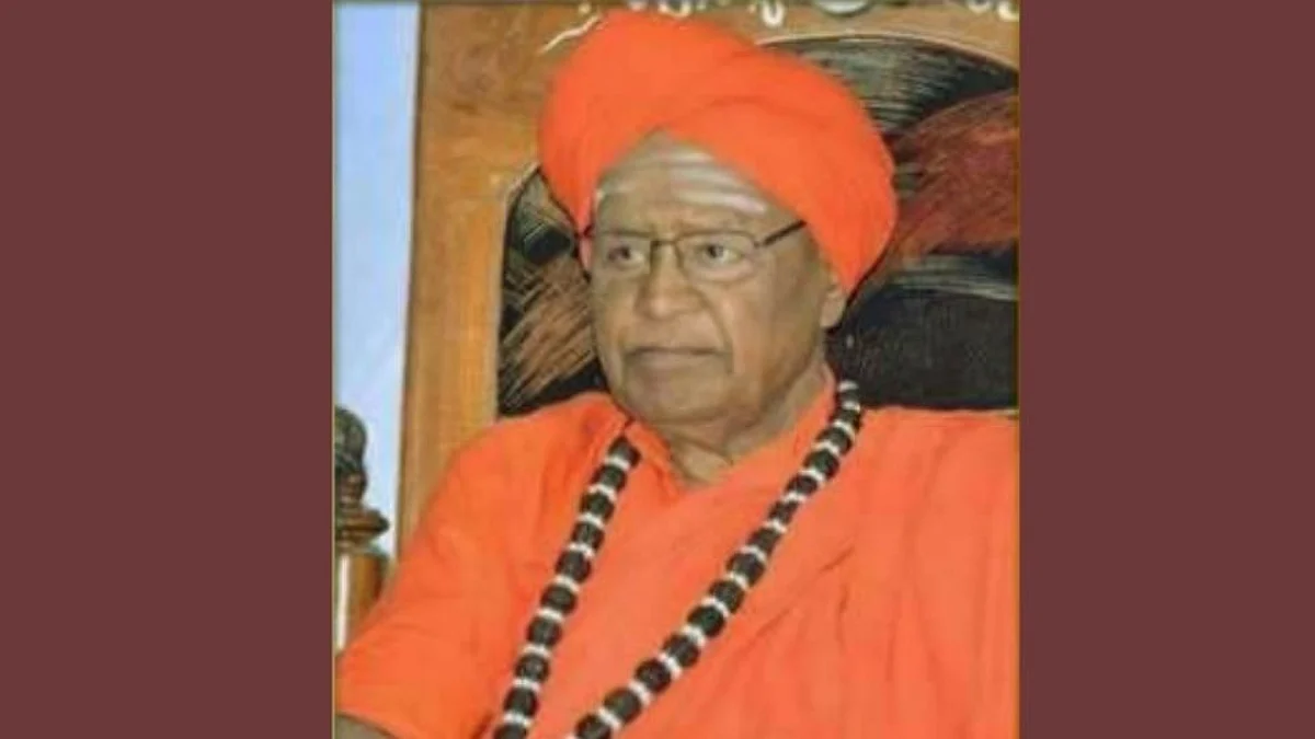 प्रवचन सेवा देताना संगणा बसव स्वामी महाराजांचे निधन