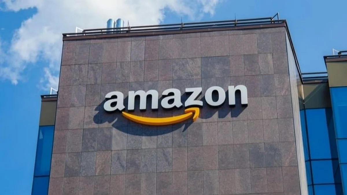 पुलवामा हल्ल्यात वापरण्यात आलेली बॉम्बची रसायने AMAZON वरुन केली खरेदी: CAIT