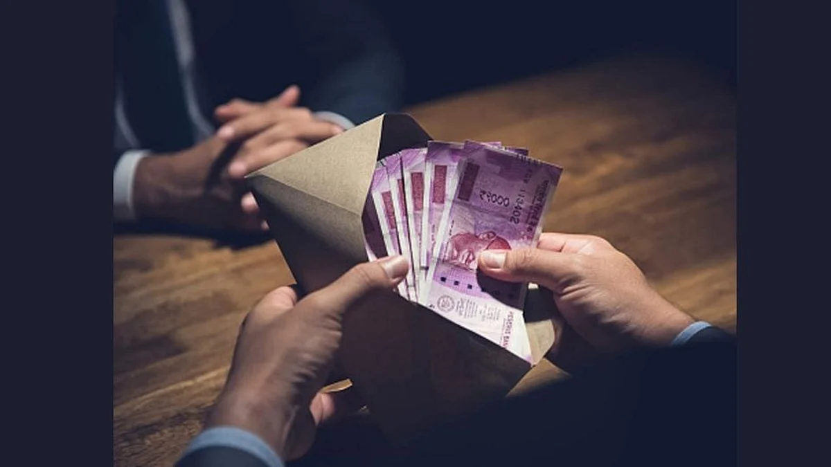 एमएमआरडीएच्या दोन अधिकाऱ्यांना १ लाख २० हजारांची लाच घेताना रंगेहाथ अटक...
