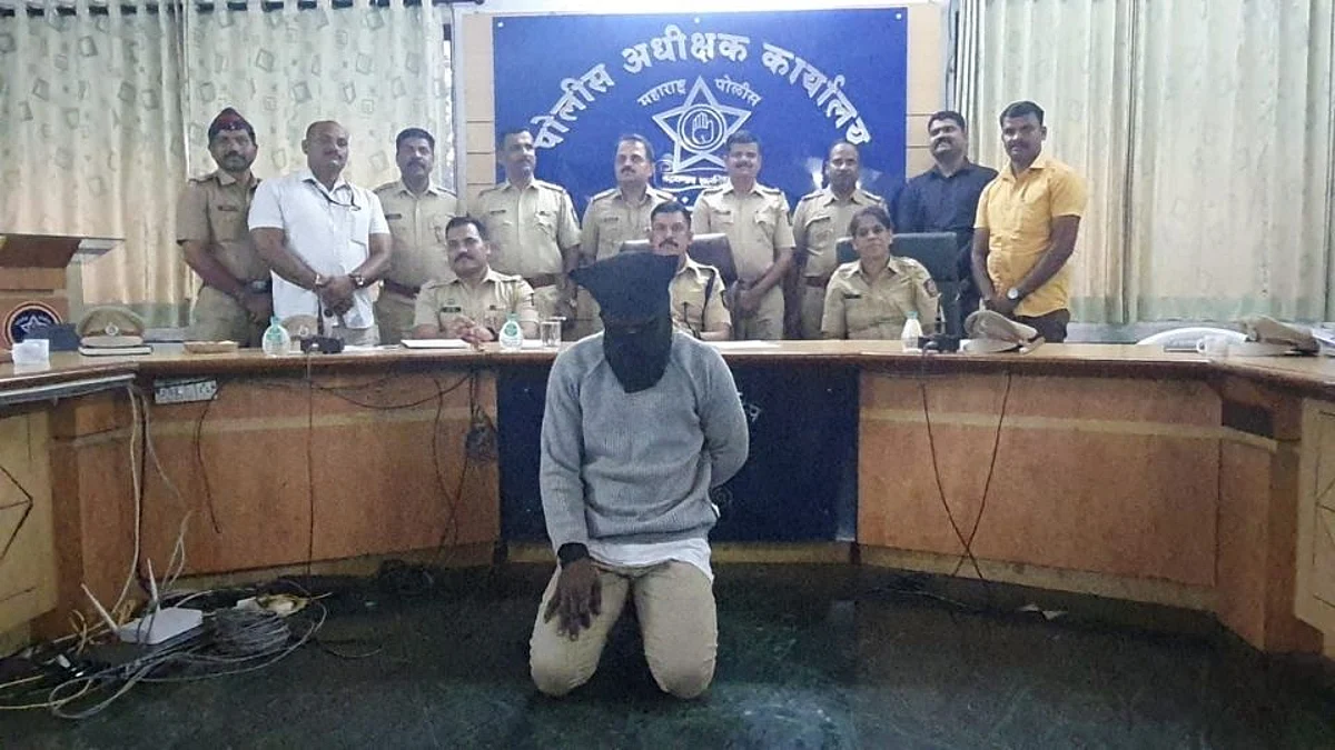 बेकायदा कोकेन बाळगून प्रवास करणाऱ्या टांझानिया देशातील तरुणास अटक