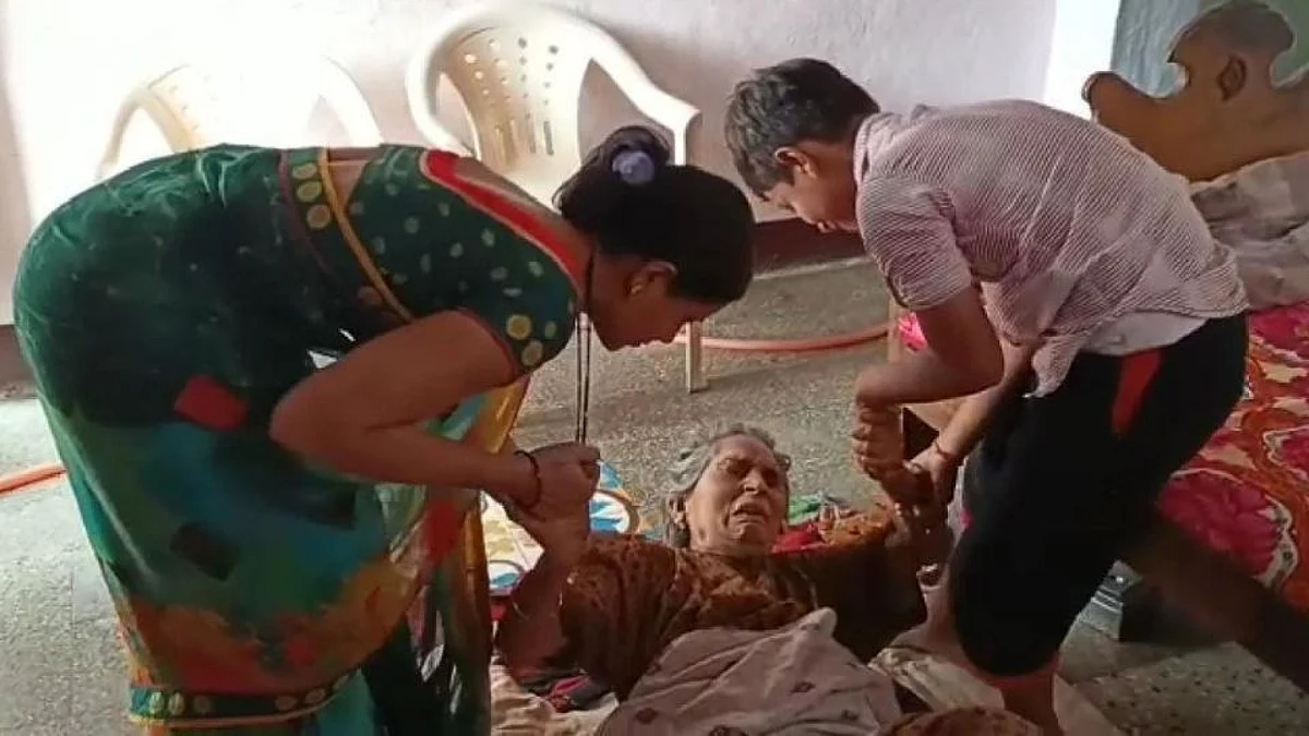 एसटी कर्मचाऱ्यांचा तुटपुंजा पगार अन् आंदोलन; परिवाराची फरफट
