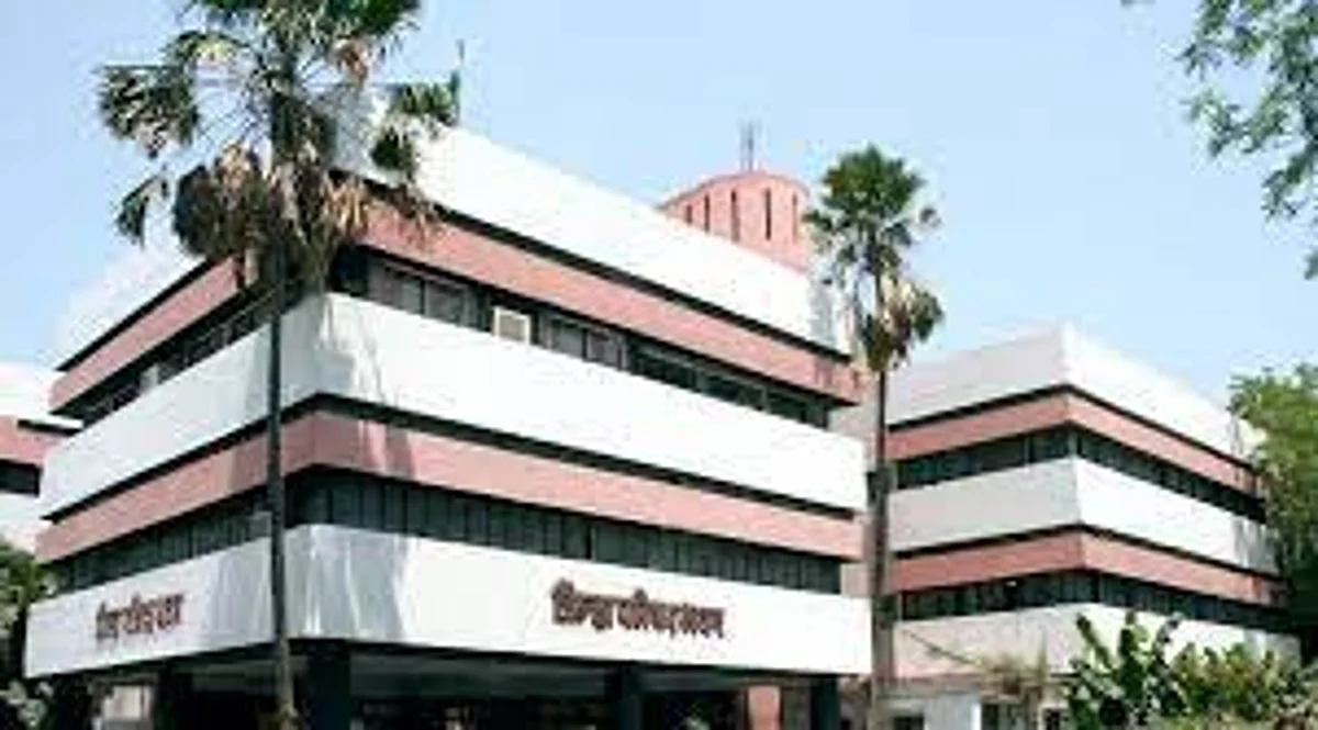 वर्षभरानंतर पुन्हा आदेश; अवैध गौण खनिज प्रकरणी होणार गुन्हे दाखल