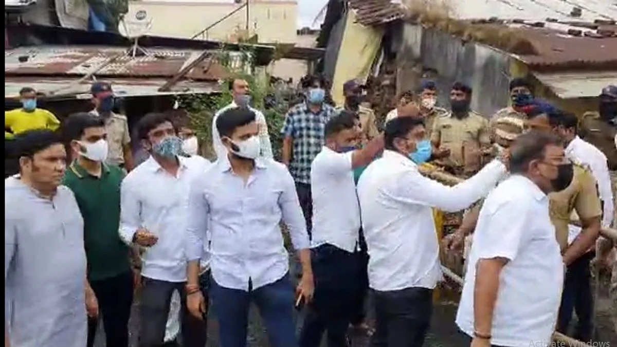 शिवीगाळ, बघून घेण्याची भाषा; DCC च्या मतदान प्रक्रियेत तणाव