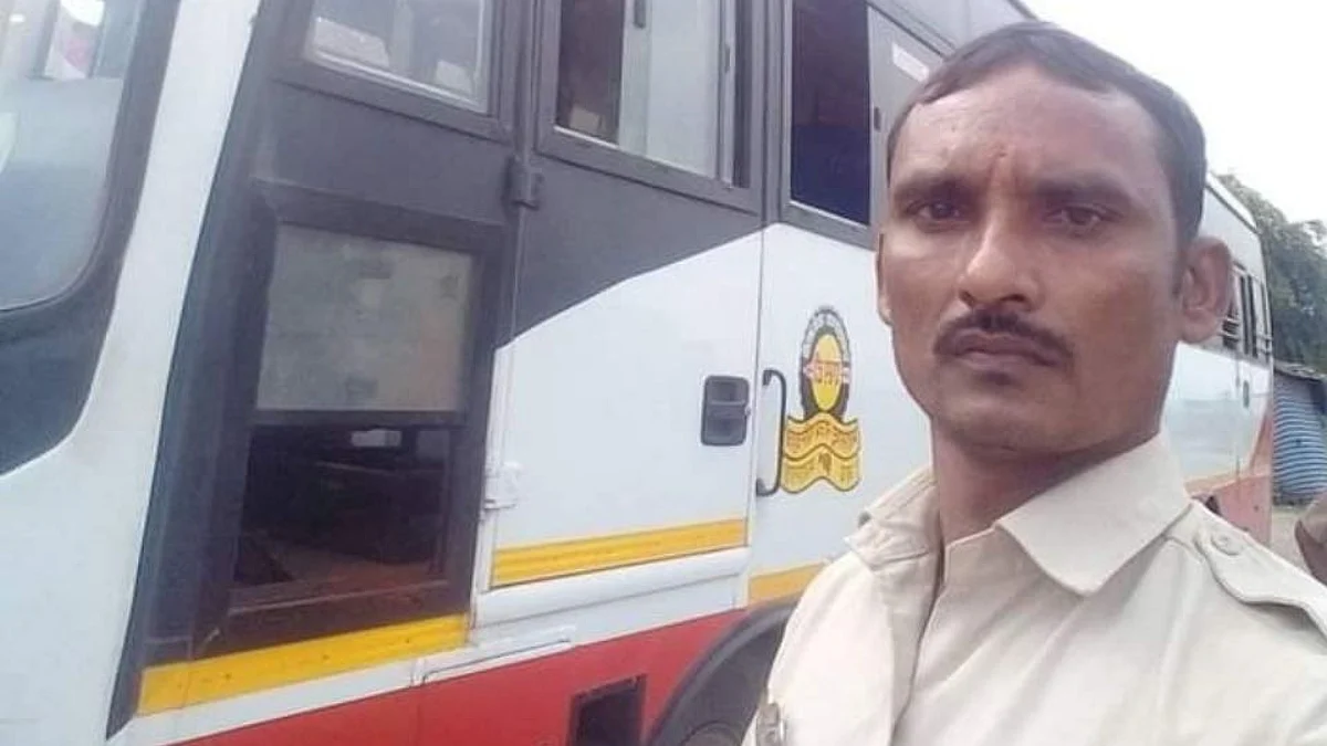 Akola: धावत्या कार समोर उडी घेऊन एसटी चालकाची आत्महत्या