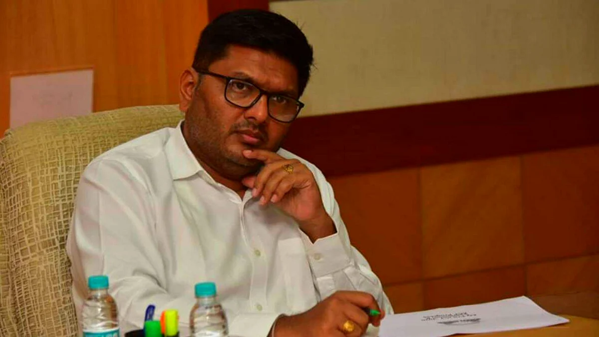विजकंपन्यांचे खाजगीकरण करणार नाही : प्राजक्त तनपुरे