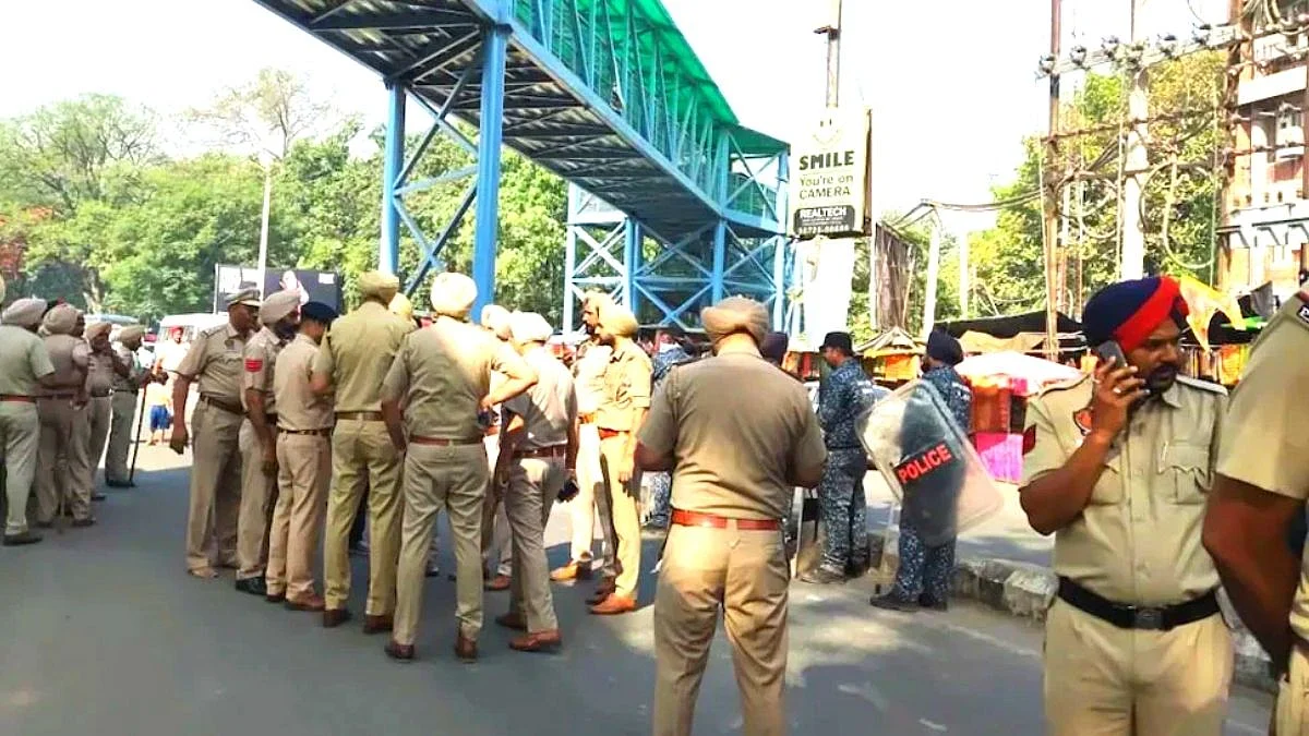 पटियाला हिंसाचार: सरकारची मोठी कारवाई; IG, SP अन् SSP यांच्या बदल्या, इंटरनेट सेवा स्थगित