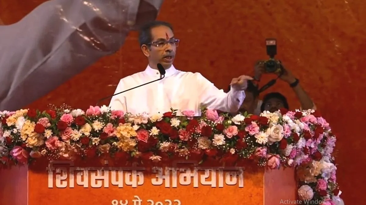 CM Uddhav Thackeray Live: काहींना बाळासाहेब झाल्यासारखे वाटते; उद्धव ठाकरेंचा राज ठाकरेंना टोला