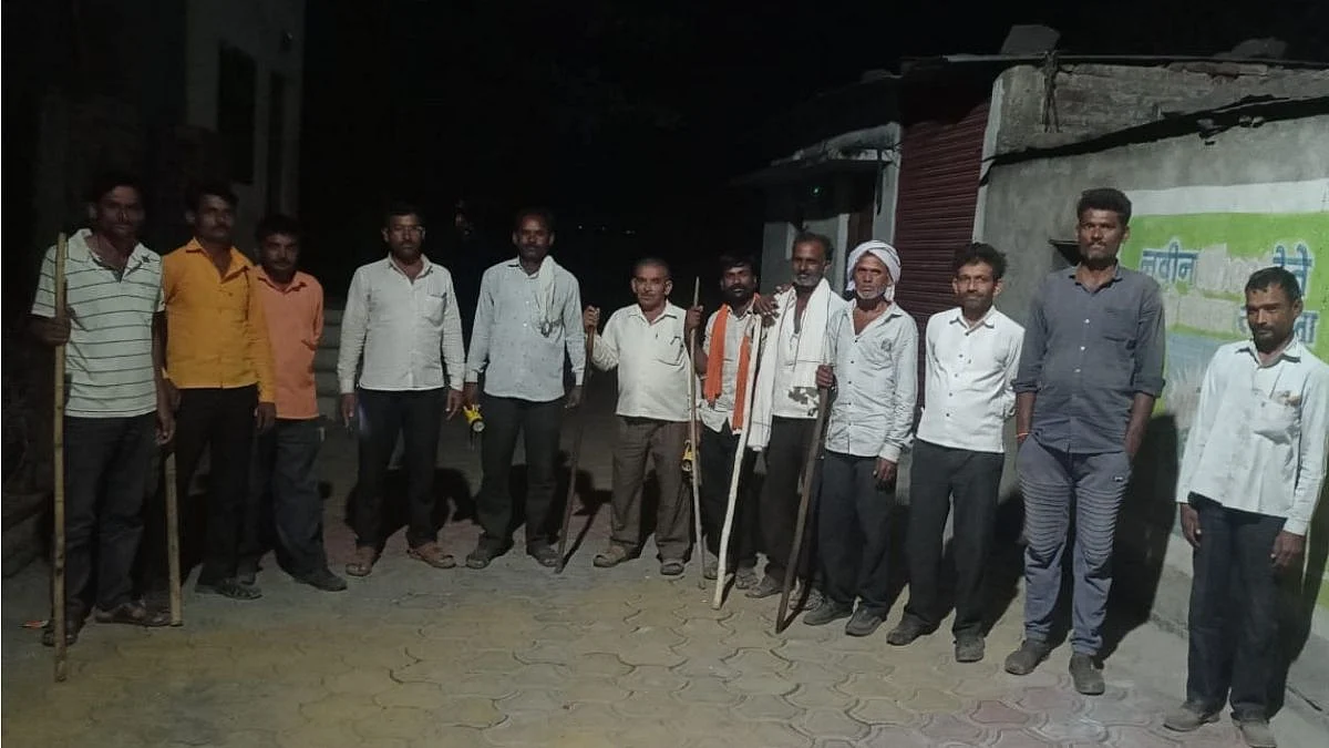 चोरट्यांनी उडविली बाळापूरकरांची झोप; हातात लाठ्या-काठ्या घेऊन नागरिकांचा पहारा