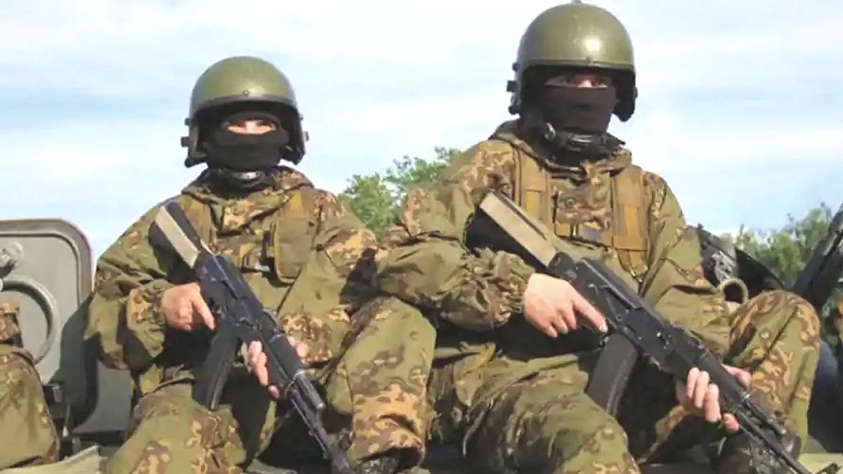 Ukraine war : रशियन सैन्याकडून युक्रेनच्या पुरुषांसह लहान मुलांवर लैंगिक अत्याचार