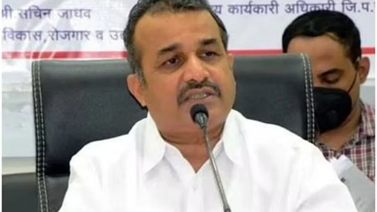 Sangli: मराठवाड्यातील ऊस ताेडणीसाठी हार्वेस्टर यंत्रणा : बाळासाहेब पाटील