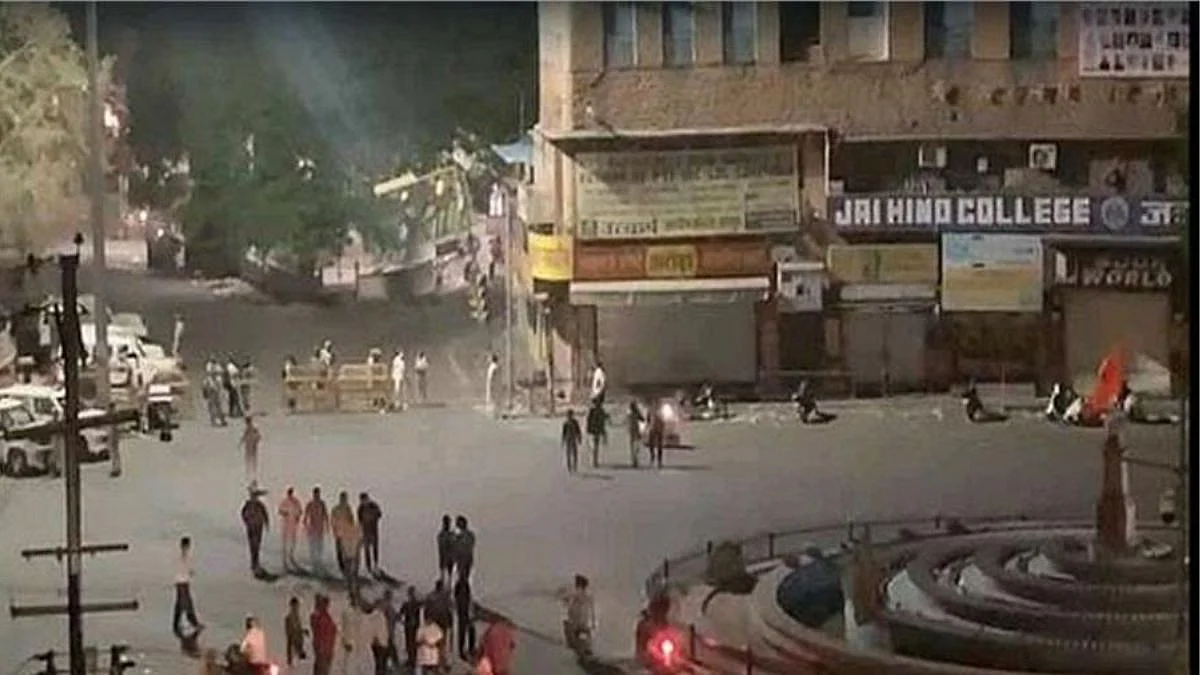 राजस्थानच्या जोधपूरमध्ये दोन गटांत दगडफेक; इंटनेटबंदीसह परिसरात तणावाचं वातावरण