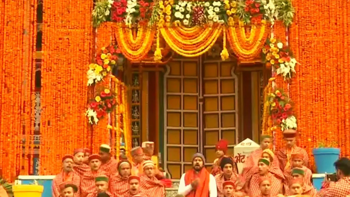 भाविकांसाठी आनंदाची बातमी! बद्रीनाथ धामचे दरवाजे उघडले