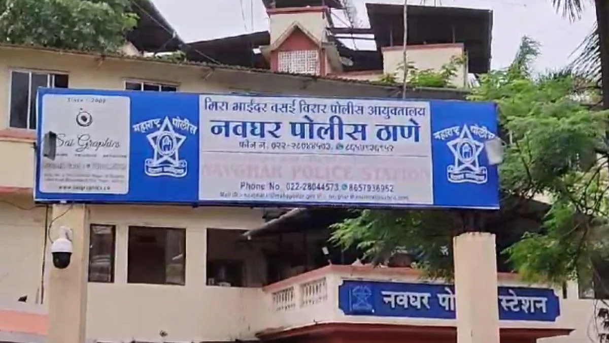 लज्जास्पद! पतीविरोधात तक्रार देण्यासाठी गेलेल्या विवाहितेवर पोलिसानेच केला अतिप्रसंग