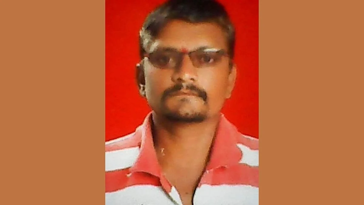 Beed: ऊस गाळप प्रश्न पेटला; शेतकऱ्याची फड पेटवून देत, गळफास घेवून आत्महत्या