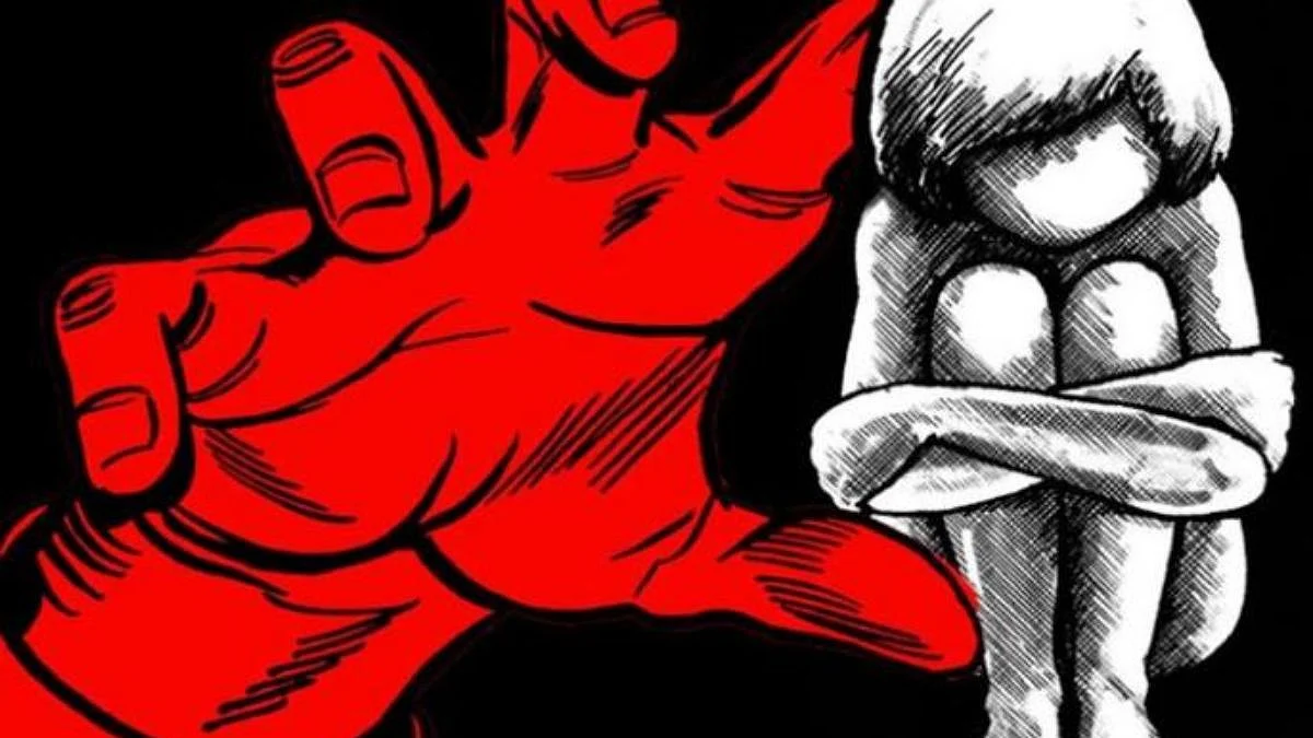 अल्पवयीन मुलीचे अपहरण करत अत्याचार