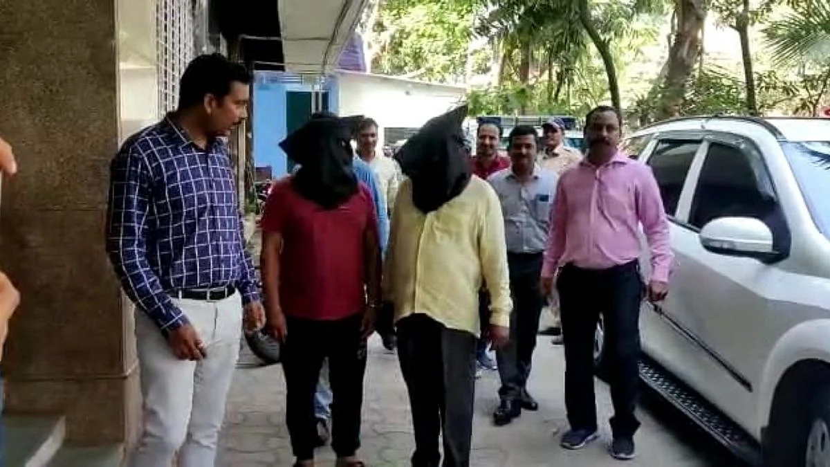बुटांवरून दहिसर पोलिसांकडून दोघांना अटक; 28 हुन अधिक घरफोड्या उघडकीस