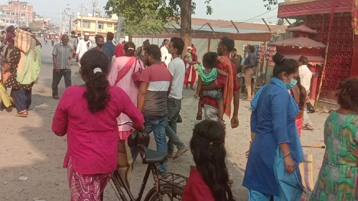 श्रीलंकेनंतर नेपाळमध्ये आर्थिक आणीबाणी; सामान खरेदीसाठी थेट भारतीय बाजारपेठेत