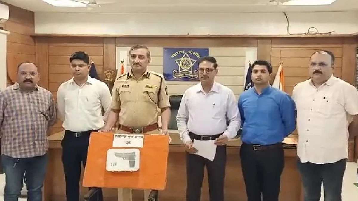 अवैधरीत्या ठेवलेले अग्निशस्त्र, तीन जिवंत काडतुसे हस्तगत
