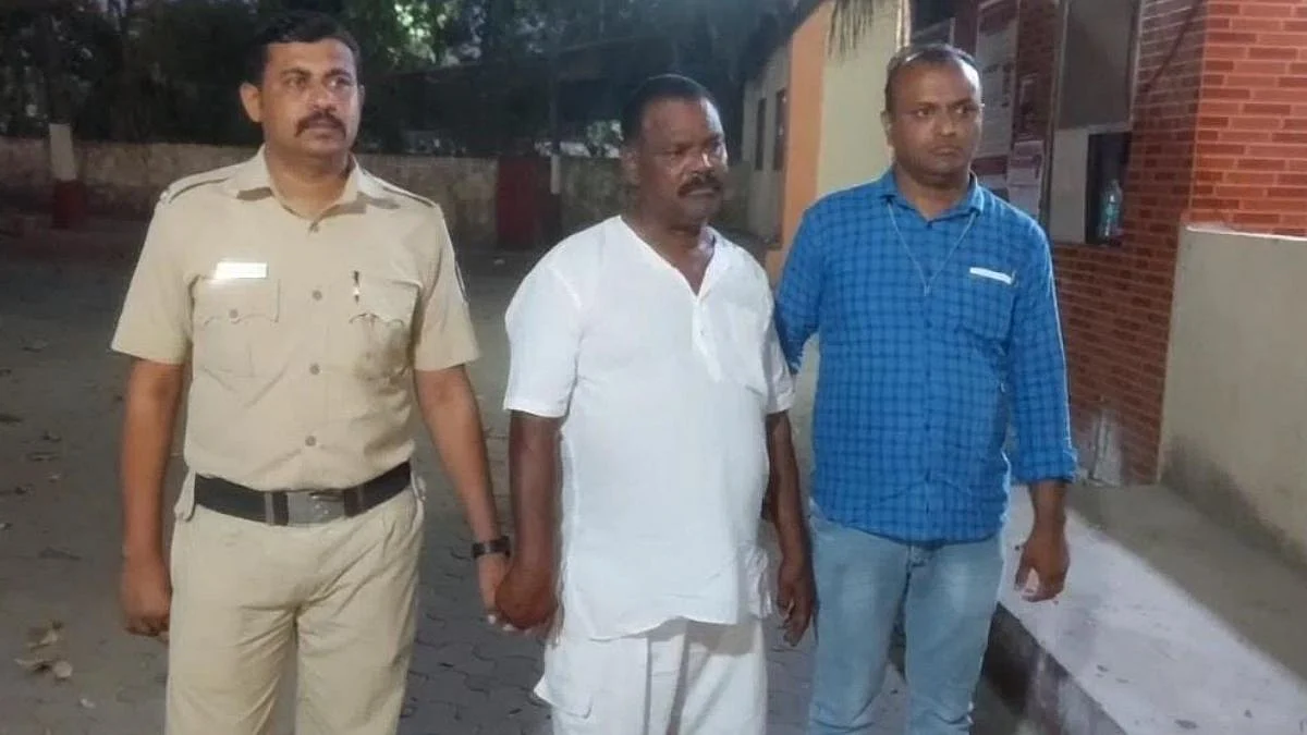 अरे बापरे! चक्क पोलीस उपनिरीक्षकाला लाथा बुक्यांनी मारहाण; दोन जणांना अटक