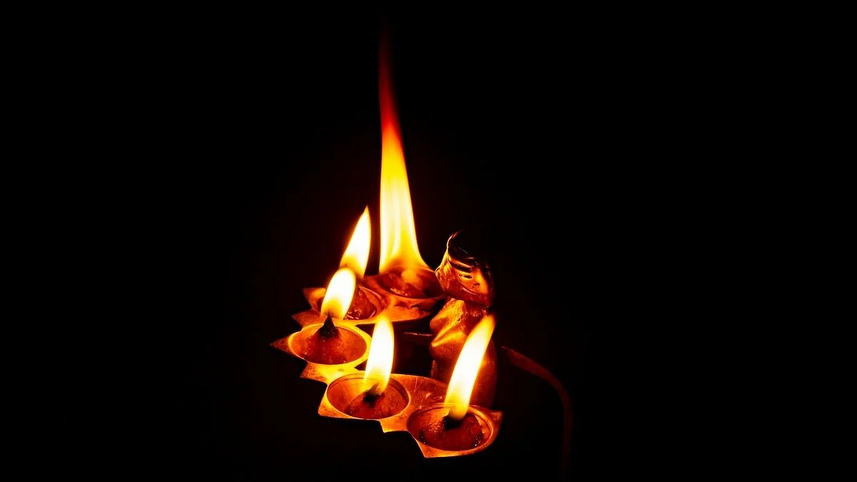 घरामध्ये पंचमुखी दिवा लावल्यास मिळेल सर्व संकटांपासून मुक्ती