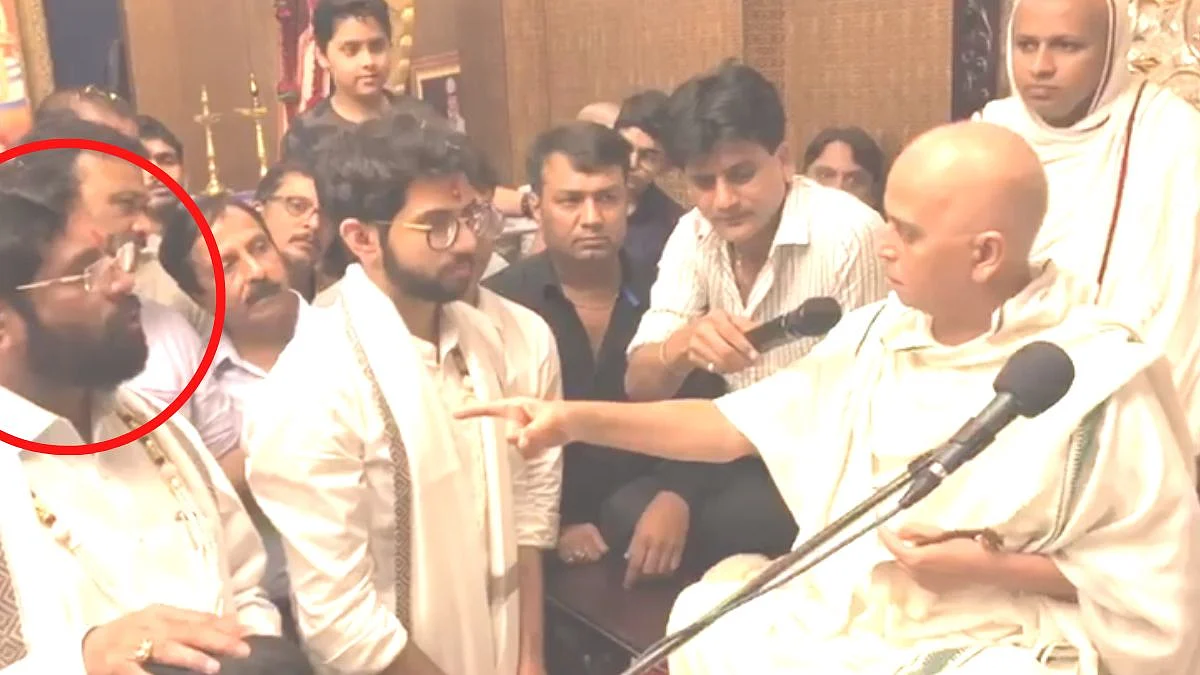 Video : "...अशा गद्दारांना पाकिस्तानात पाठवा"; एकनाथ शिंदेंकडे बोट दाखवत संतांनी केली होती भविष्यवाणी?